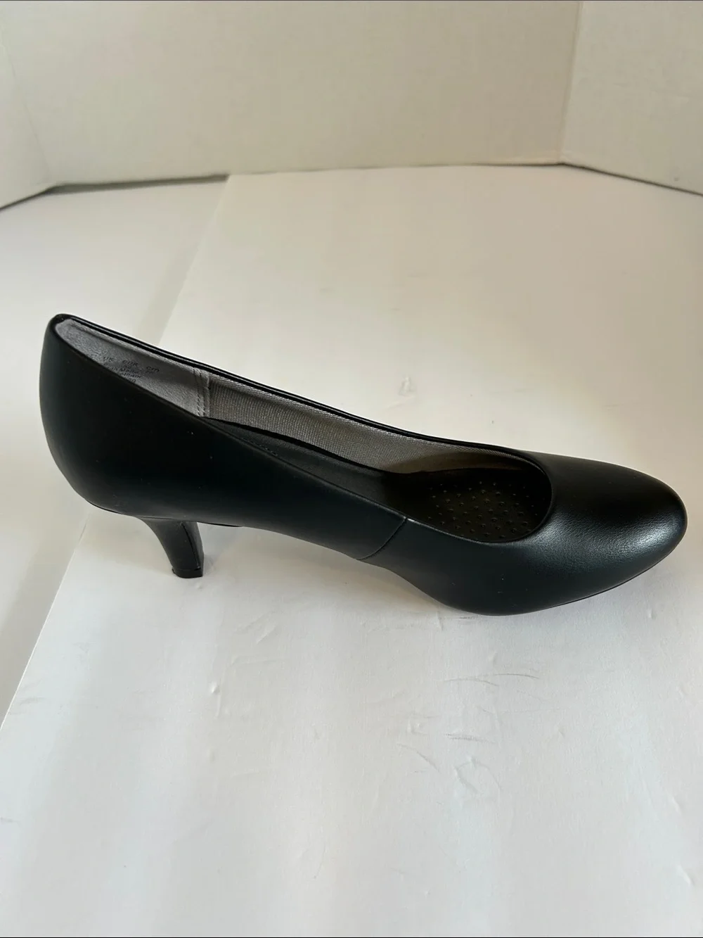 Life Stride Black Women's Mid-Heel Slip-On Pump PARIGI,BLACK KIDDY